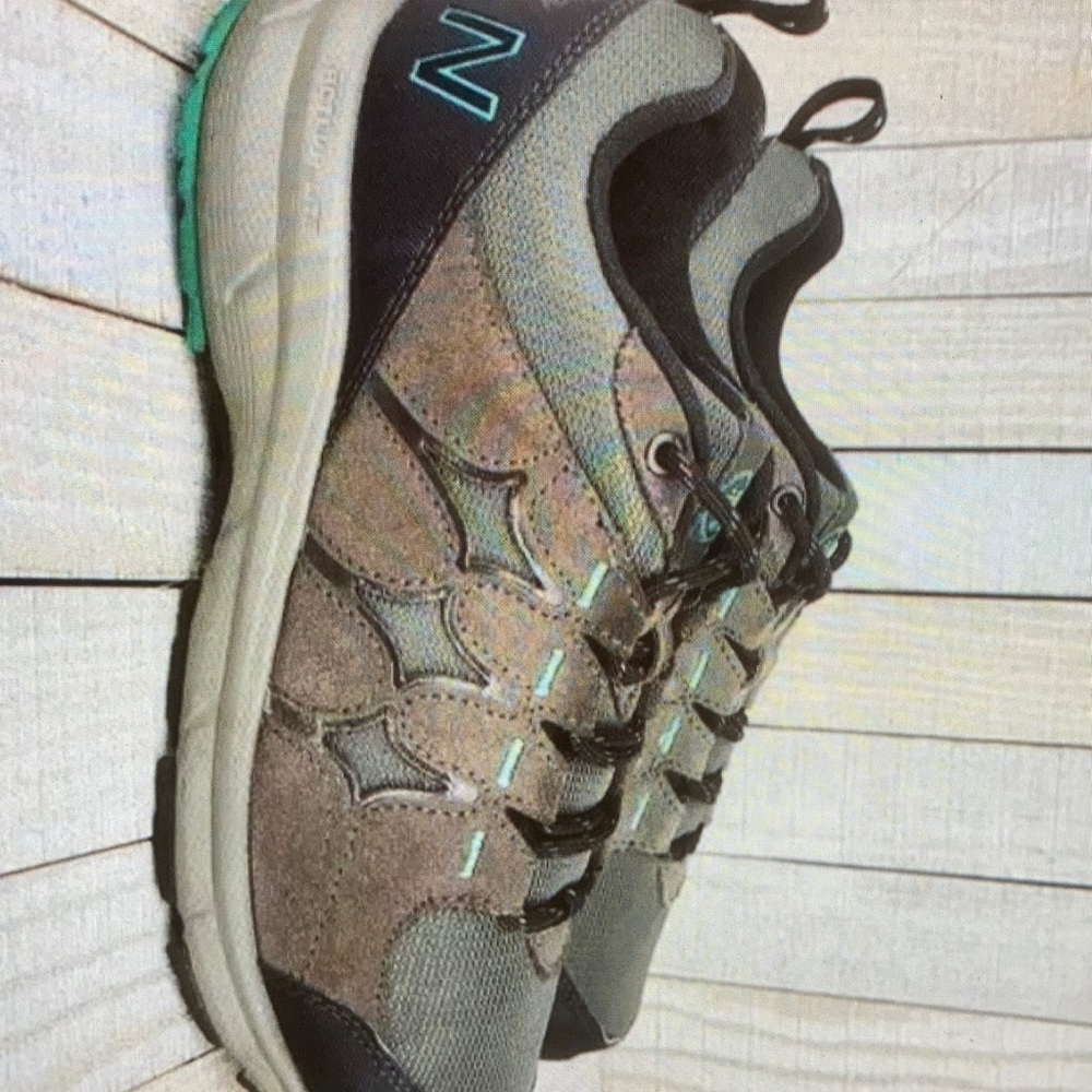 New balance athletic trail hiking shoes women’s size 7.5